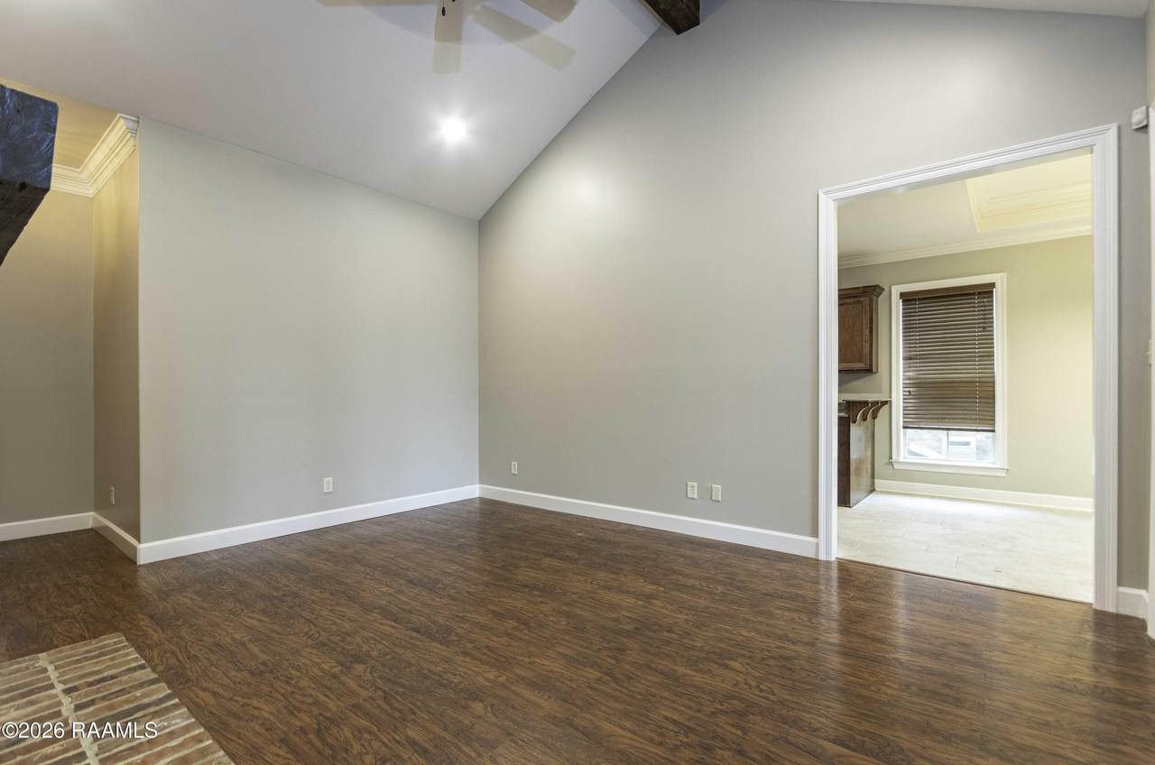 https://bt-photos.global.ssl.fastly.net/acadiana/1280_boomver_1_2600006357-2.jpg