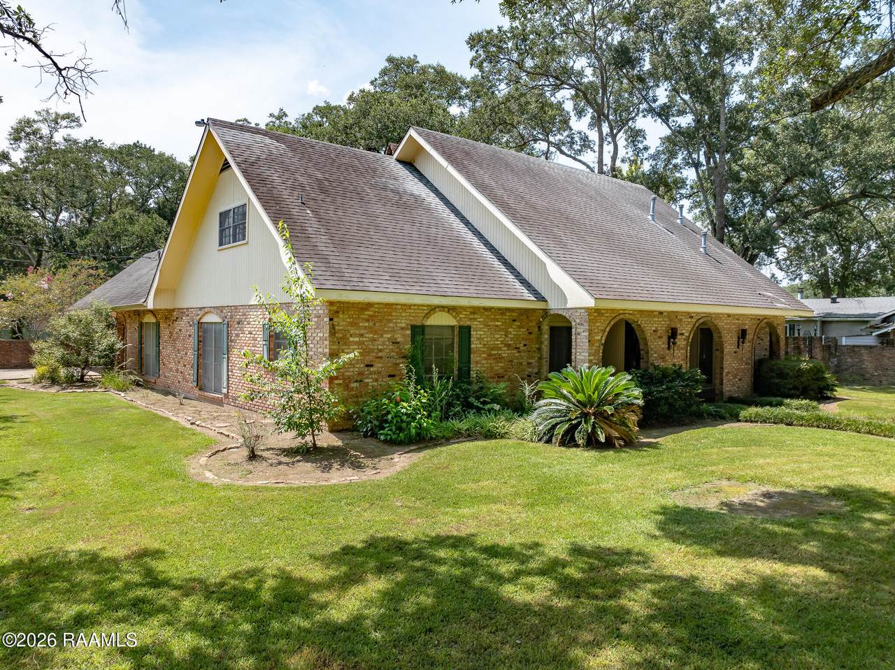 https://bt-photos.global.ssl.fastly.net/acadiana/1280_boomver_2_2600006989-2.jpg