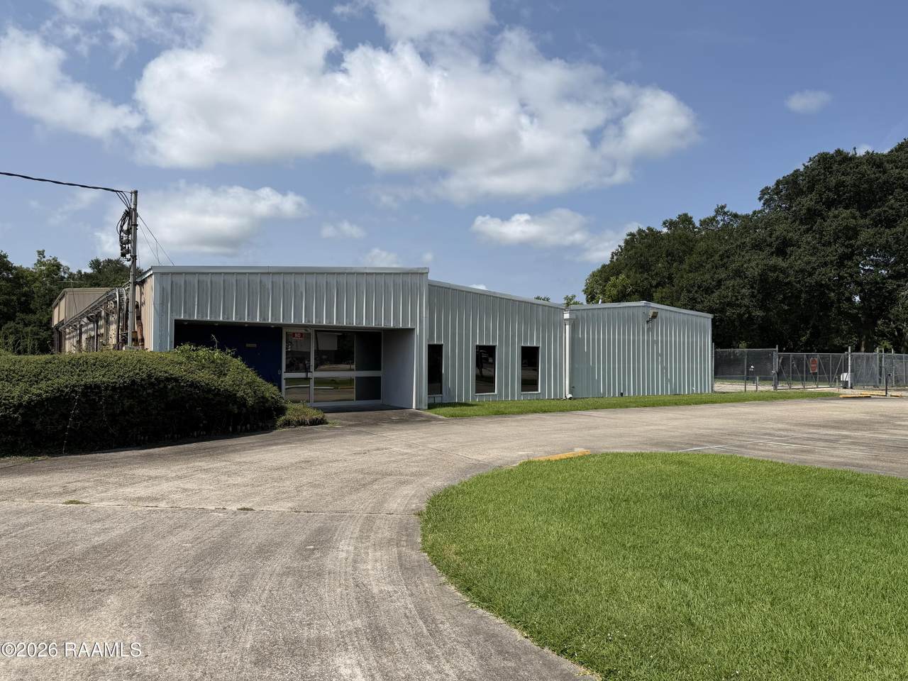 https://bt-photos.global.ssl.fastly.net/acadiana/1280_boomver_2_2600008022-2.jpg