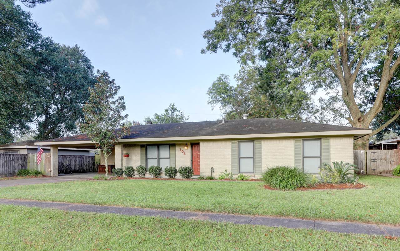 104 Patricia Ann Place - Photo 1