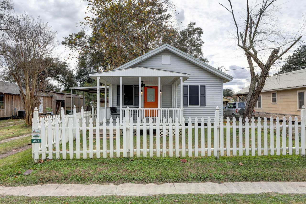 404 Landry Drive - Photo 1