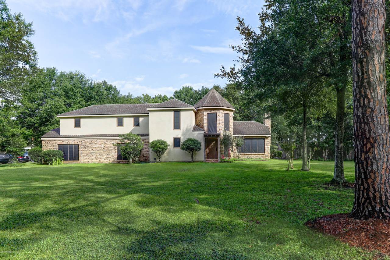 302 Farrel Road - Photo 1