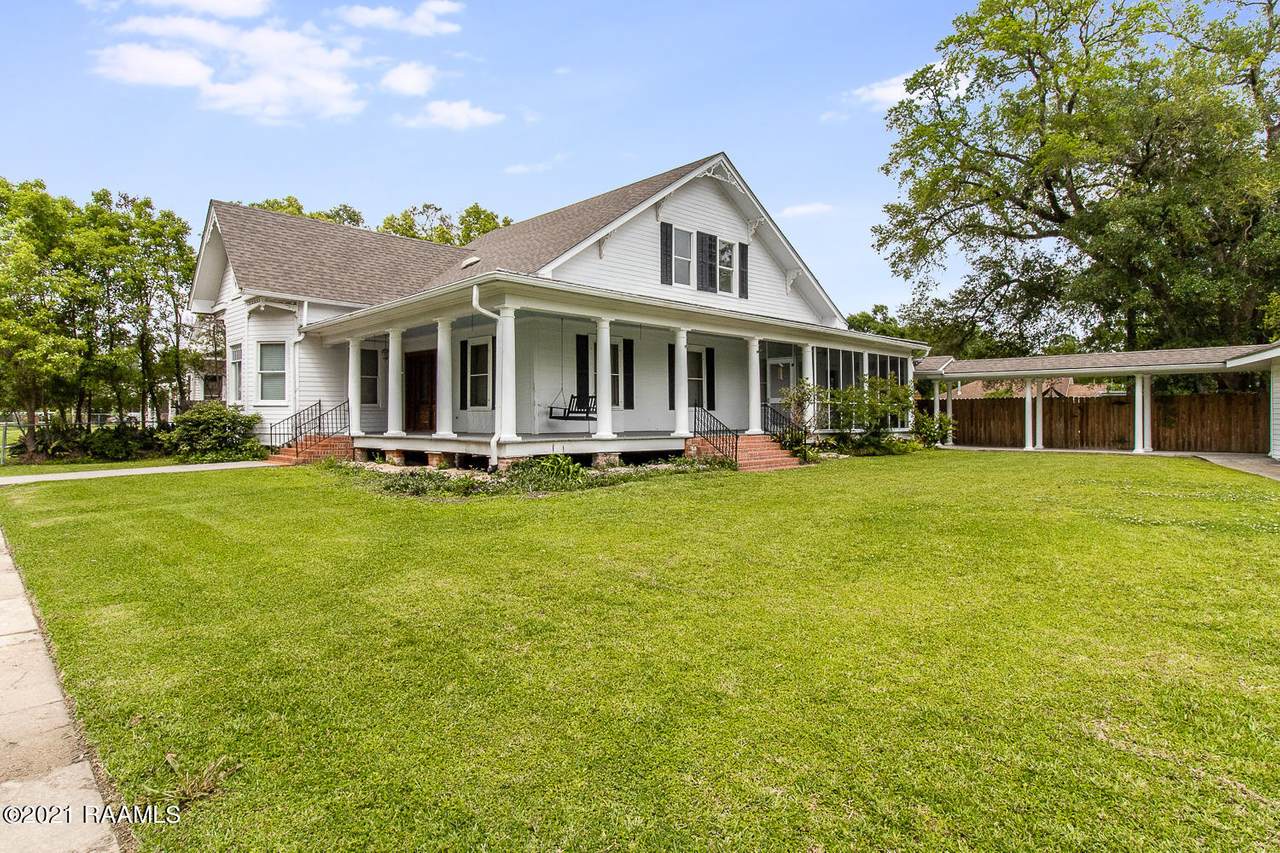 218 Pinaud Street - Photo 1