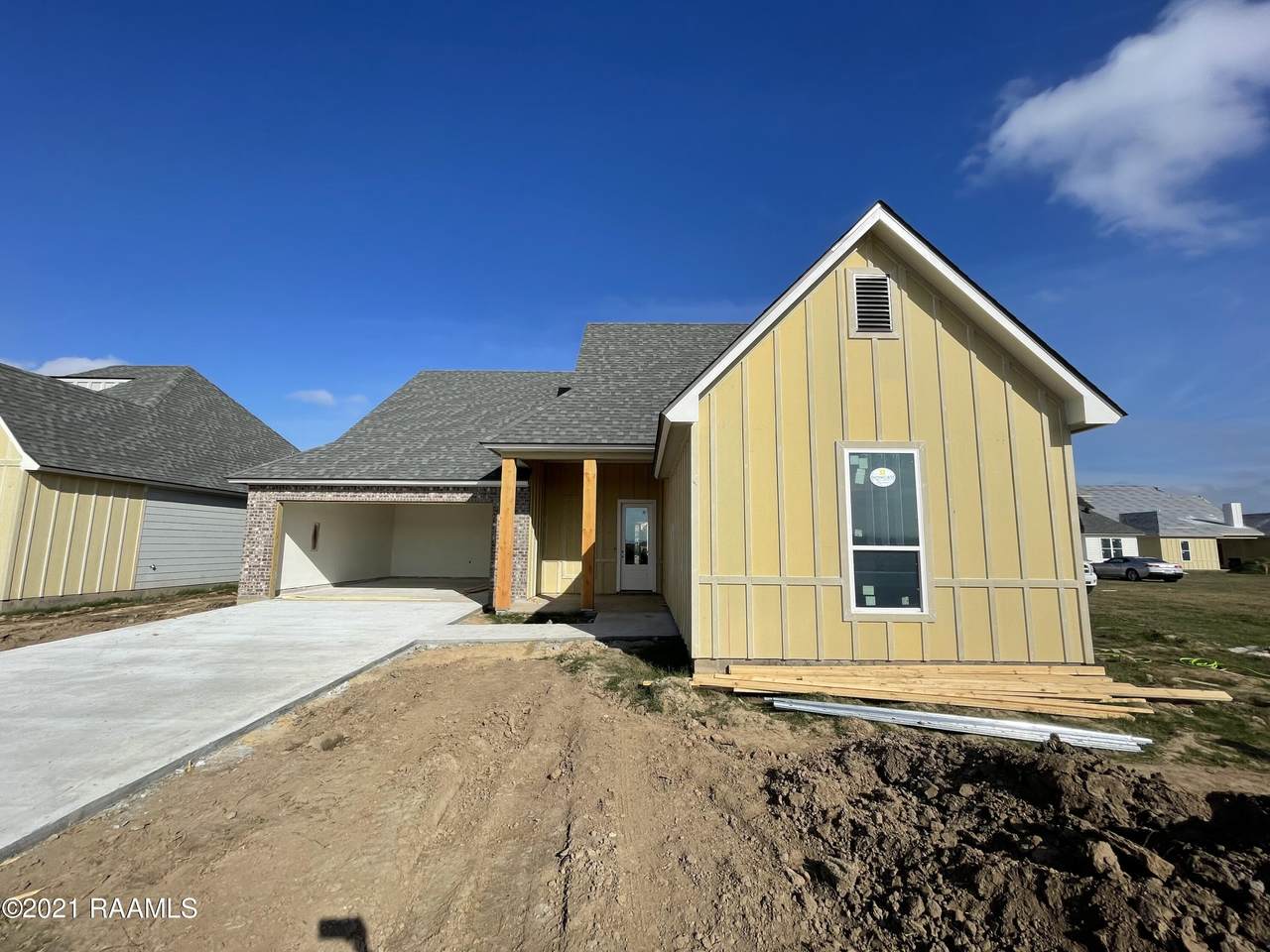 305 Sandy Bay Drive - Photo 1