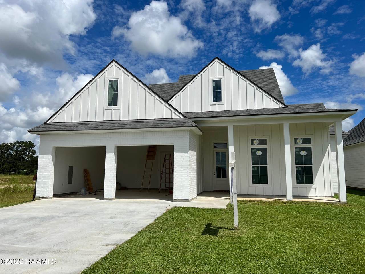 104 Canehaven Boulevard - Photo 1
