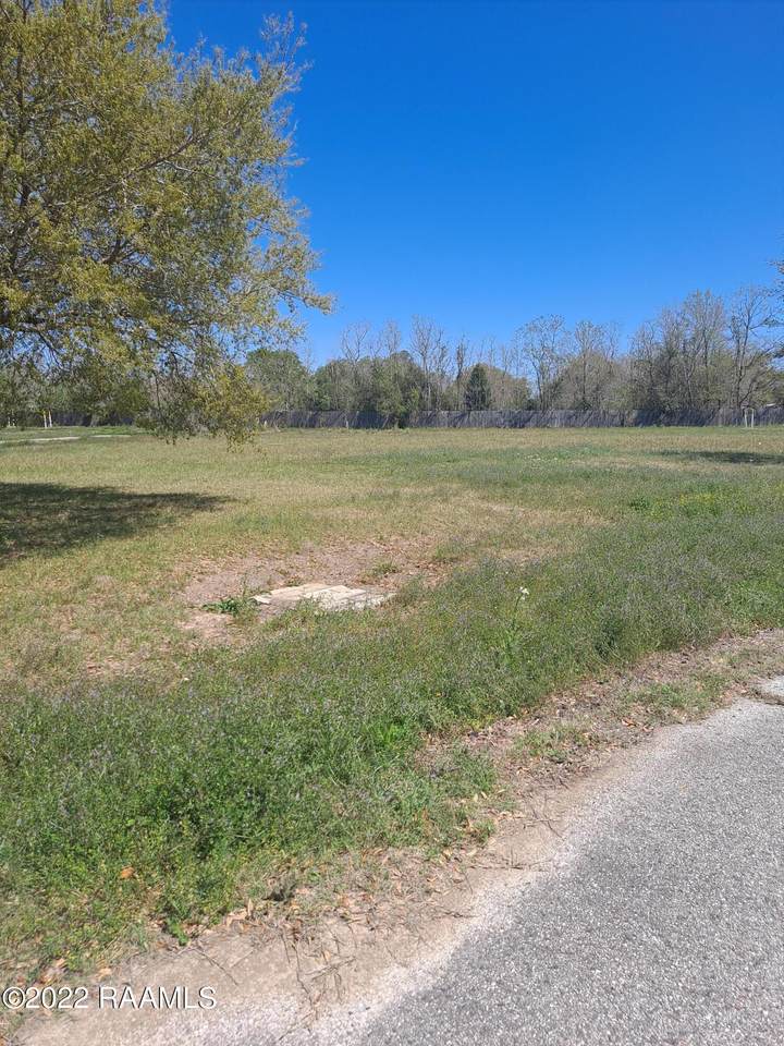113 Gideon Road - Photo 1
