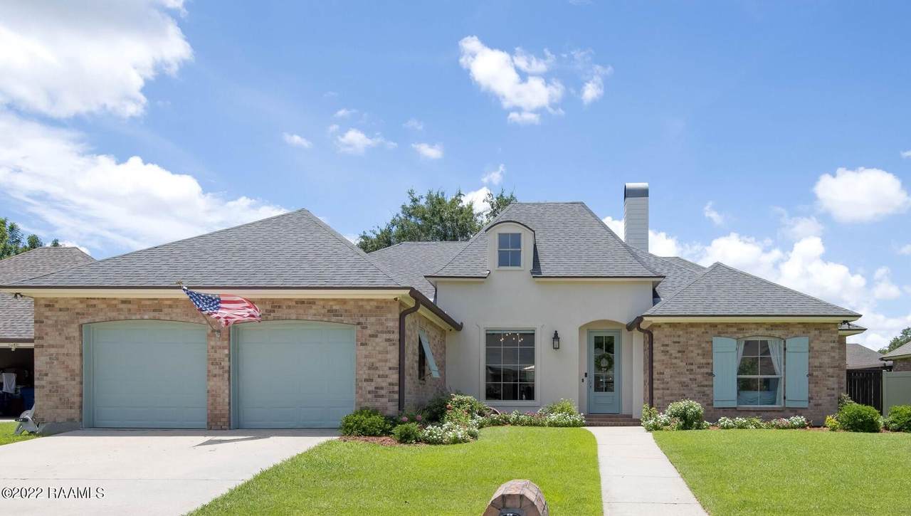 105 Osage Drive - Photo 1