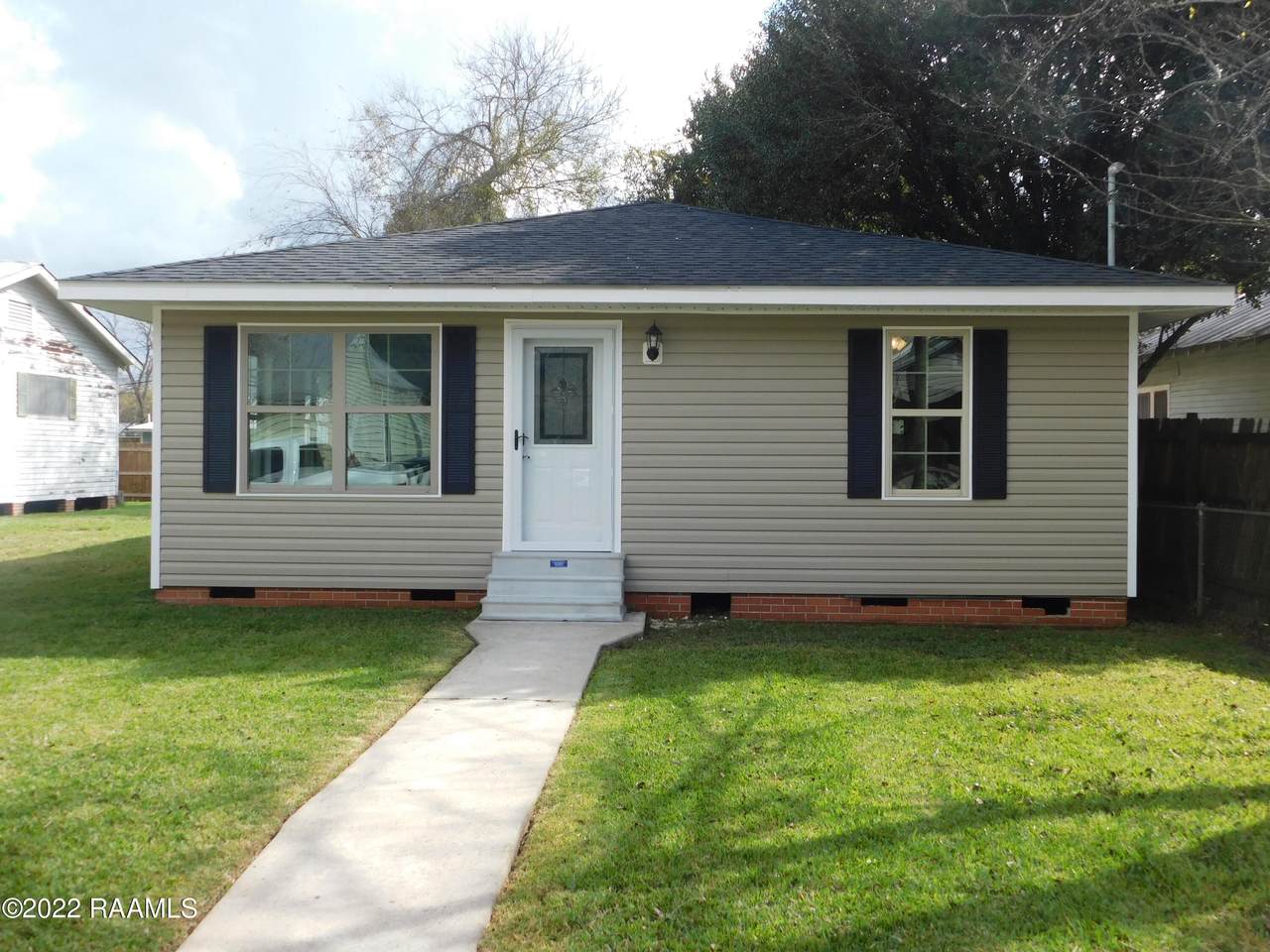126 Rosier Street - Photo 1