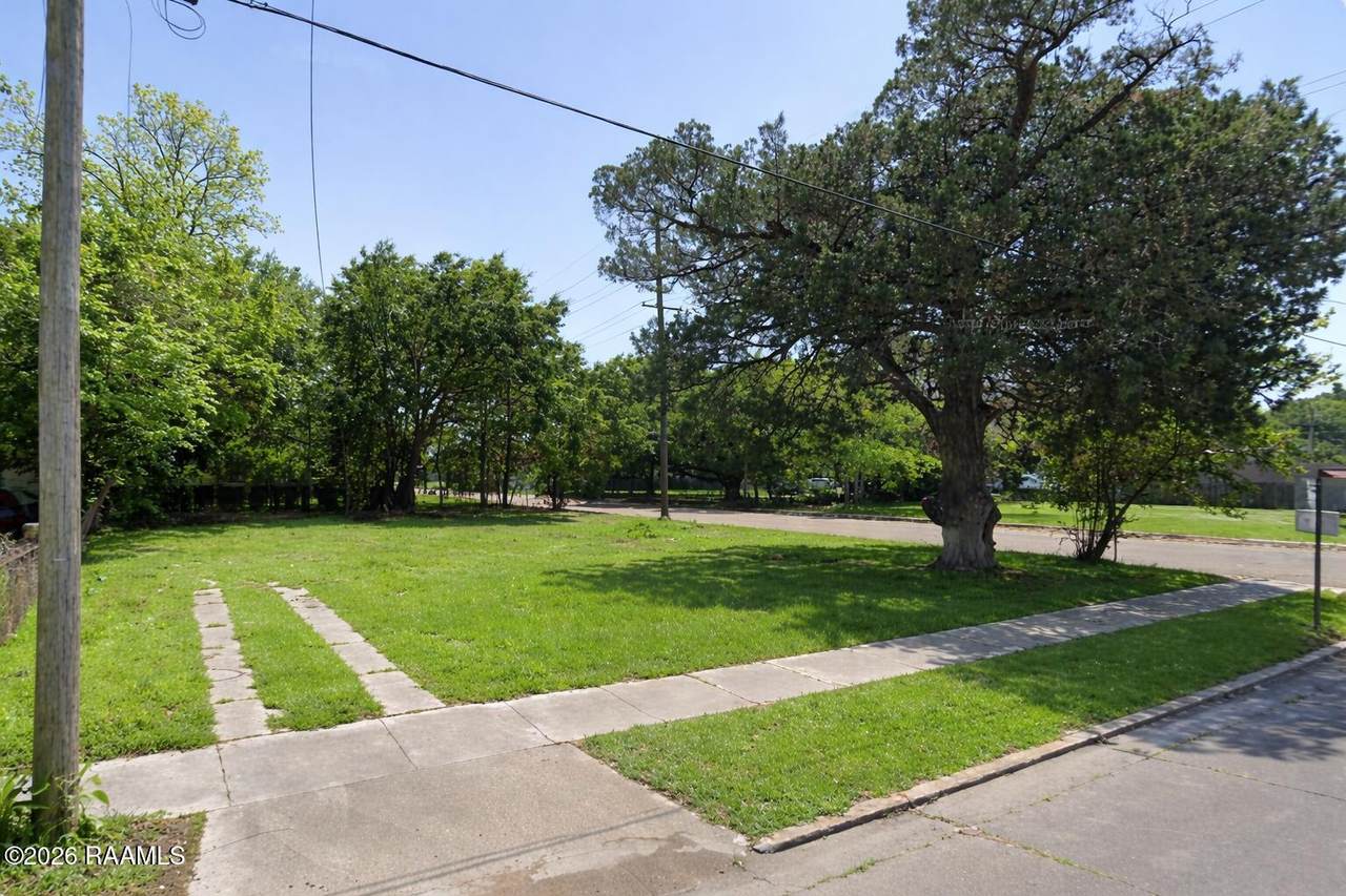 200 Chestnut Street - Photo 1