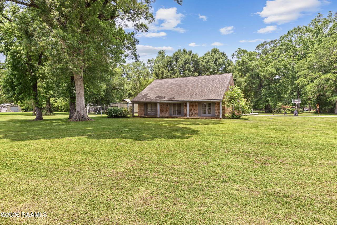 300 Wildlife Drive - Photo 1