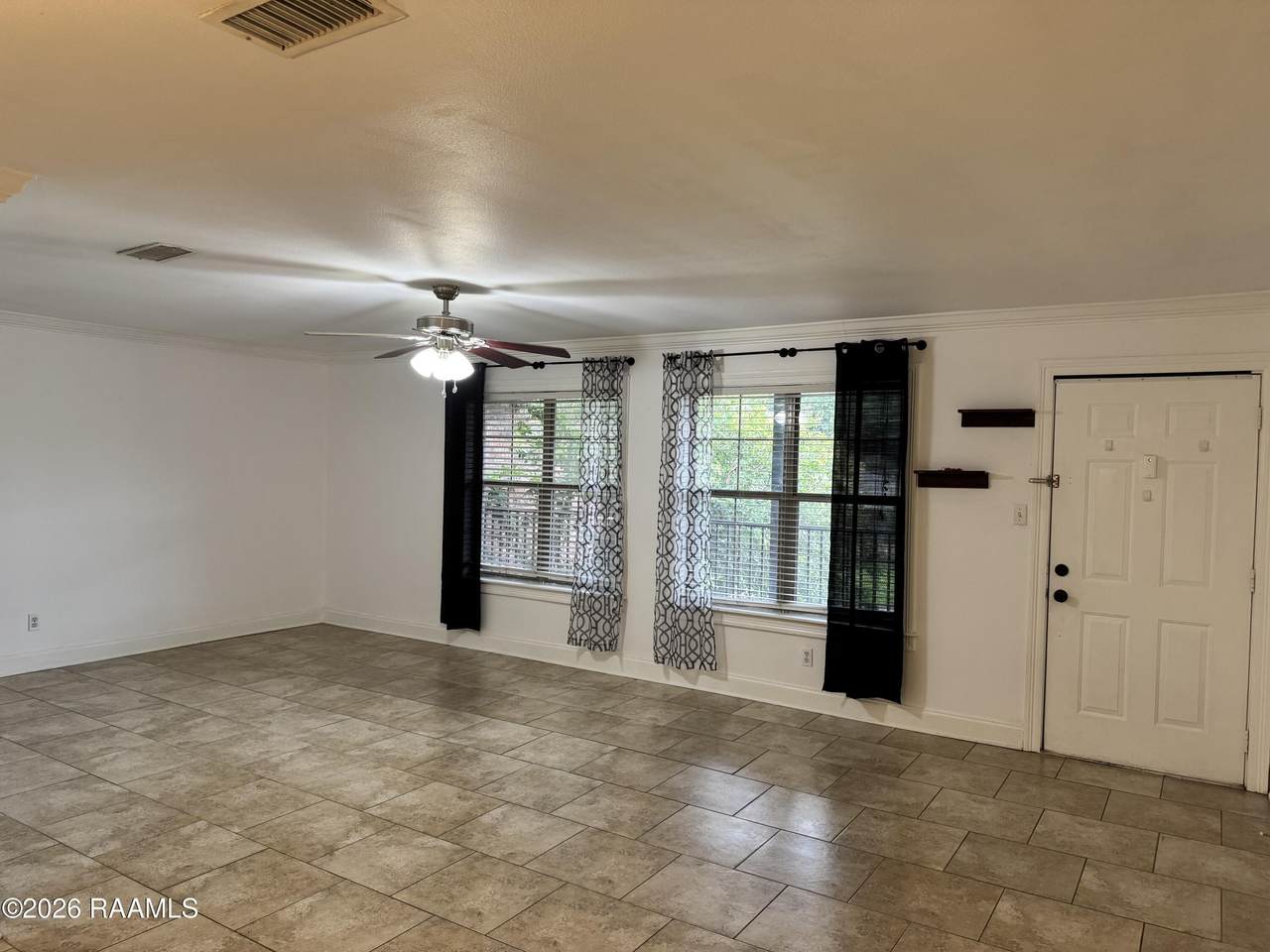 https://bt-photos.global.ssl.fastly.net/acadiana/1280_boomver_3_2600006291-2.jpg