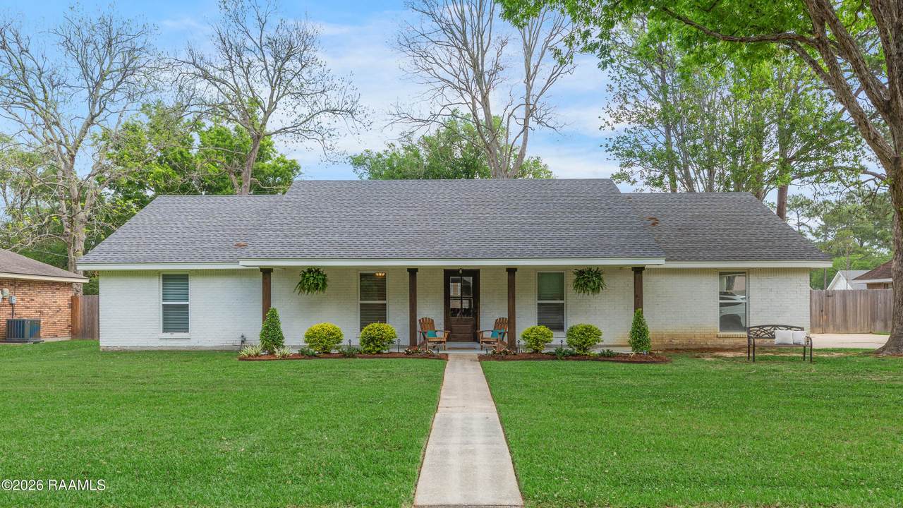 303 Estainville Avenue - Photo 1