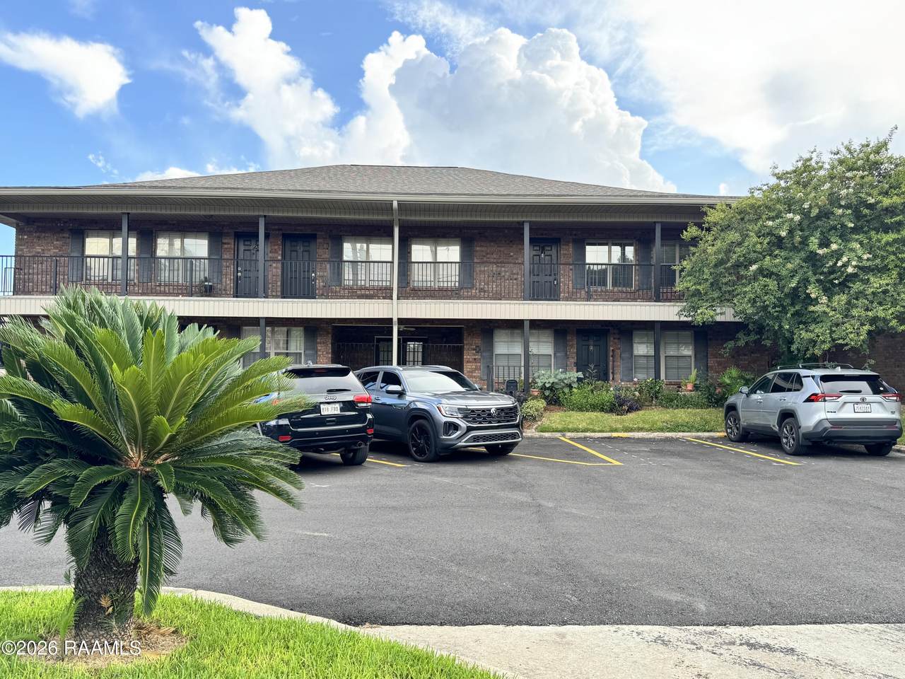 112 Hillside Drive - Photo 1