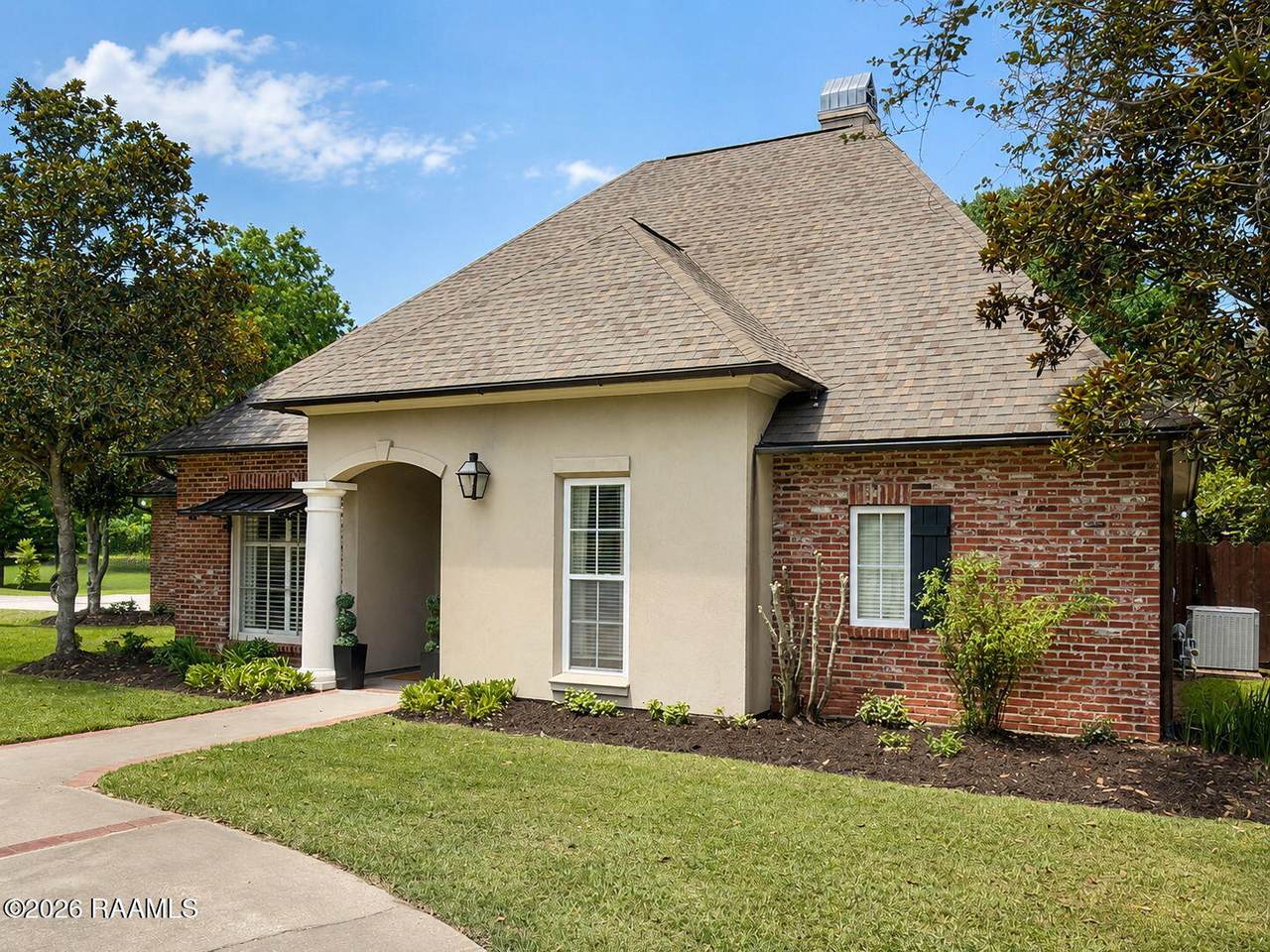 https://bt-photos.global.ssl.fastly.net/acadiana/1280_boomver_4_2600006525-2.jpg