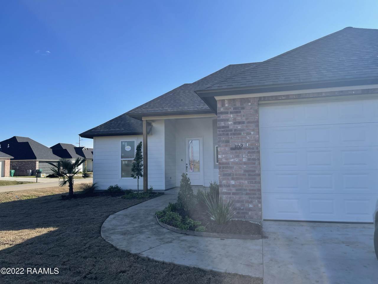 302 Tall Oaks Lane - Photo 1