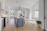 111 Shadow Bend Drive - Photo 12