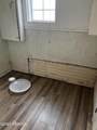 811 Soloman Avenue - Photo 3