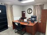 210 Derrick Road - Photo 4