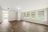 204 Sonny Street - Photo 17