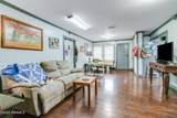 121 Andrus Avenue - Photo 5