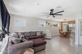 622 May Street - Photo 3