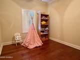 1046 Woodridge Drive - Photo 20