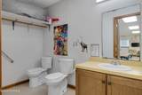 1401 Admiral Doyle Drive - Photo 24