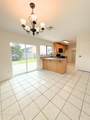 208 Castle Row - Photo 3