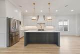 102 Queen Palm Circle - Photo 9