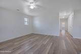 912 West End Drive - Photo 2