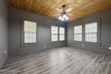 825 Ave H - Photo 17