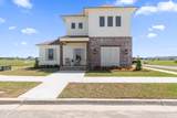 400 Villager Avenue - Photo 1