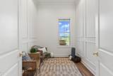 400 Villager Avenue - Photo 32