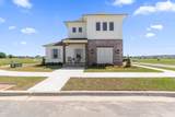 400 Villager Avenue - Photo 5