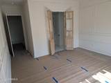 208 Amsterdam Avenue - Photo 4