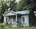 607 Bombay Street - Photo 1