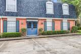 211 Versailles Boulevard - Photo 1