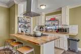 111 Castle Row - Photo 10