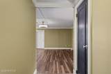 111 Castle Row - Photo 3