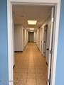 618 Jefferson Boulevard - Photo 3