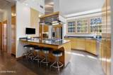 110 Russell Street - Photo 9