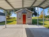 4936 Main Hwy 31 - Photo 19