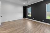 207 Queenstown Avenue - Photo 12