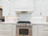 1050 The Lake Drive - Photo 7