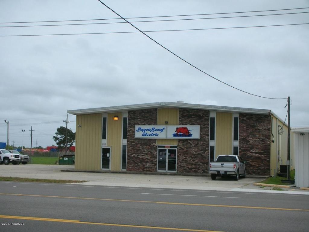 1737 Grand Caillou - Photo 1