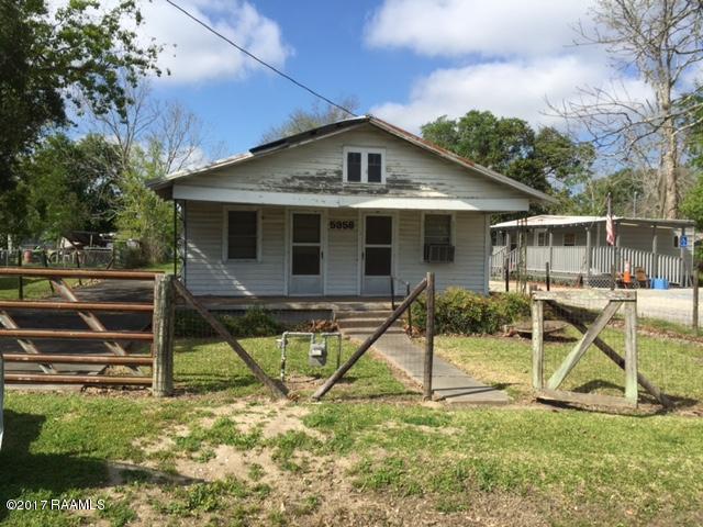 5358 Resweber - Photo 1
