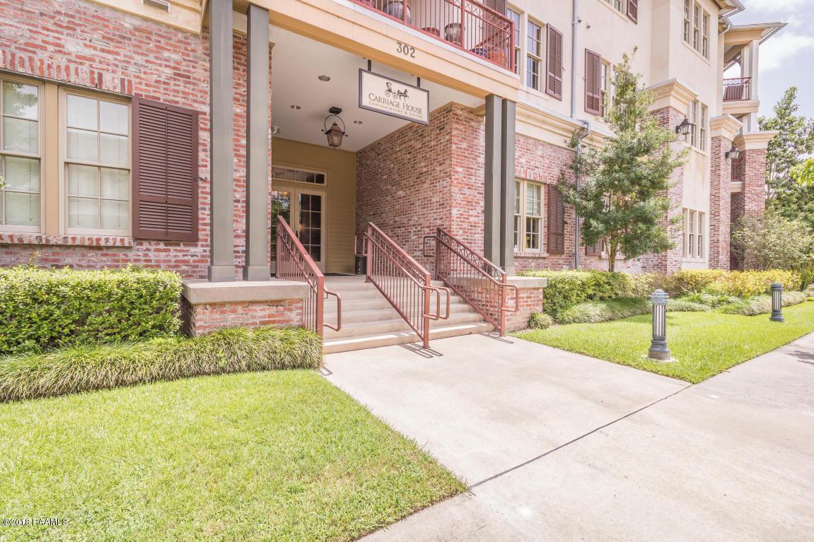 302 Richland Avenue - Photo 1