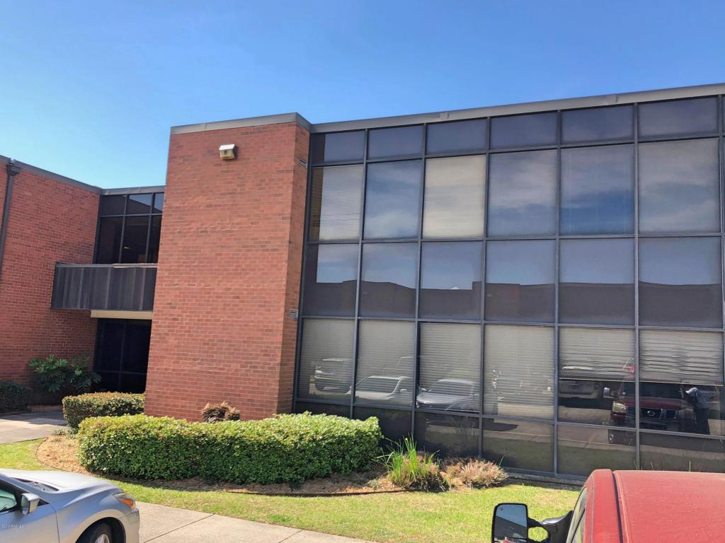 1720 Kaliste Saloom Road - Photo 1