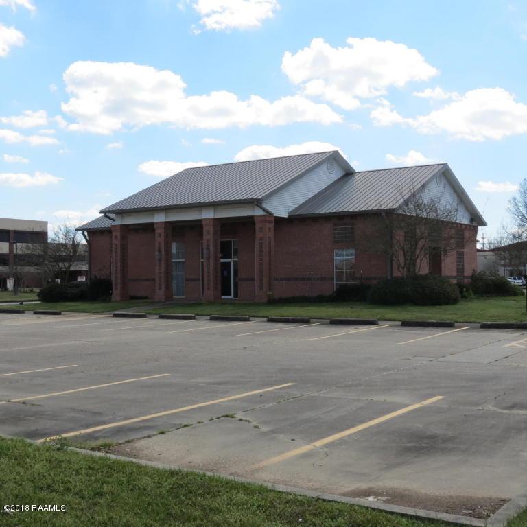 4524 Ambassador Caffery - Photo 1