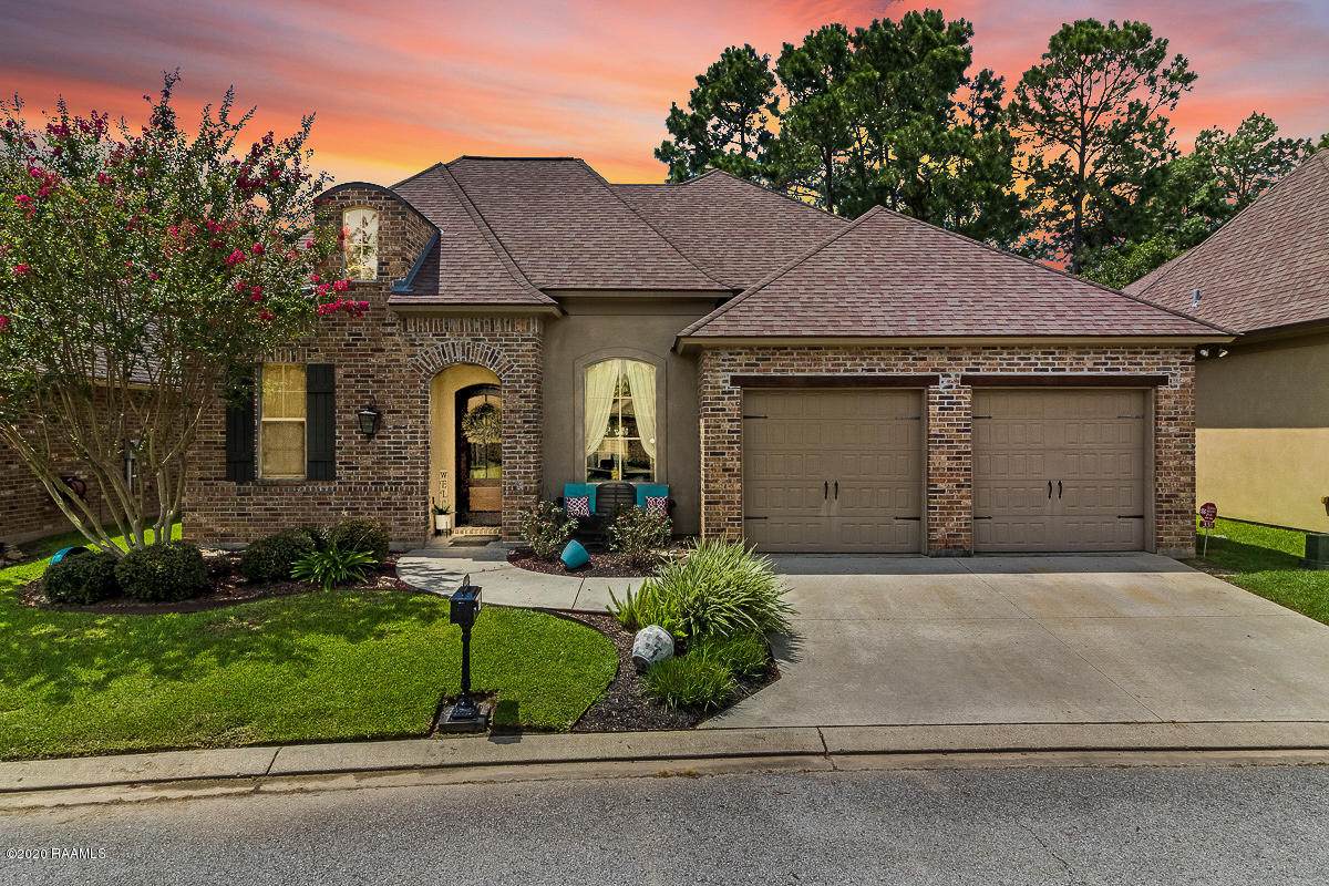 330 La Villa Circle - Photo 1